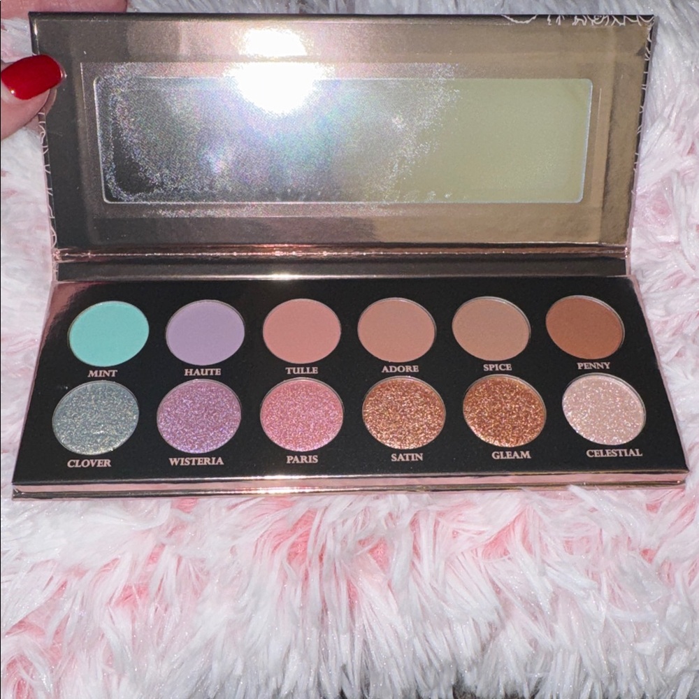Girlactik Vol. 2 The Essential Palette 12 Color Eyeshadow Palette BNIB
